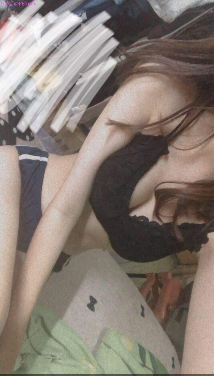 KIN8-3760-FHD-Ranie, cảnh sex sung sướng với anh trai của bạn mình, người mà cô luôn ngưỡng mộ