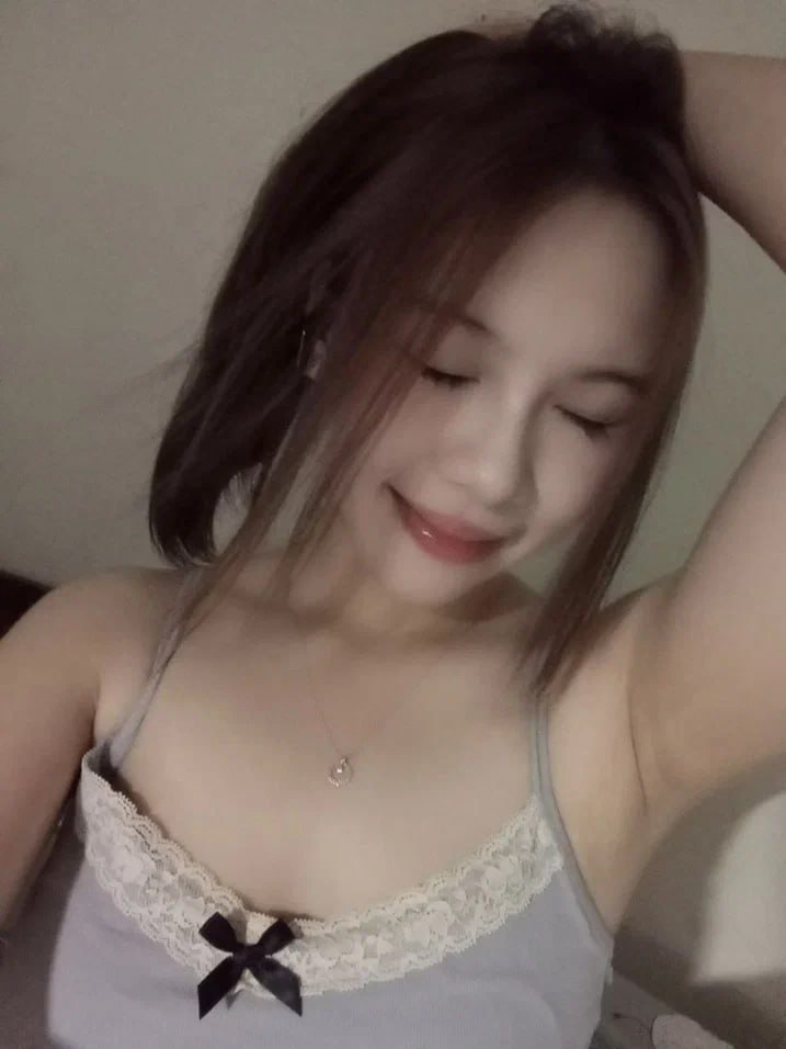 Em hàng xóm say xỉn vào nhầm nhà ông chú ế vợ